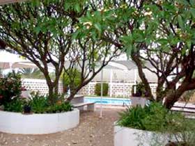 Inland Oasis Motel - St Kilda Accommodation 0