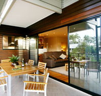 Sereno Luxury Villas - St Kilda Accommodation