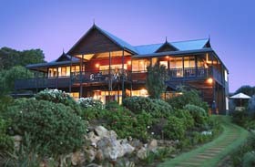 Abundance @ Eagle Bay - St Kilda Accommodation 0