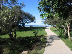 Raintrees On Moffat Beach - St Kilda Accommodation 0