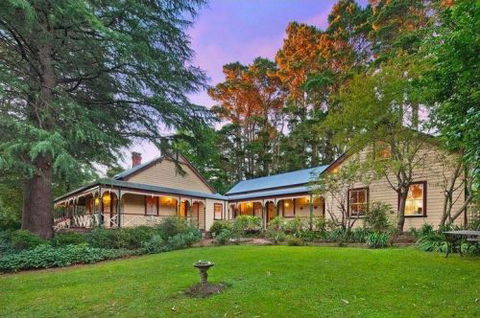 Glen Isla Historic Blue Mountains Accommodation - St Kilda Accommodation 0