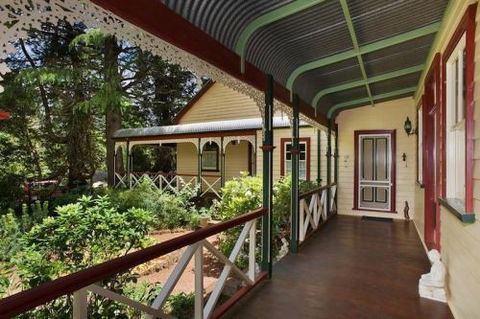 Glen Isla Historic Blue Mountains Accommodation - St Kilda Accommodation 2