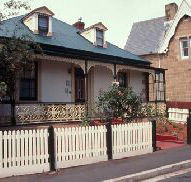 Barton Cottage - St Kilda Accommodation