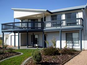The Harbour View At North Shores, Wallaroo - St Kilda Accommodation 1