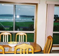 Emu Bay Sea Breeze - St Kilda Accommodation