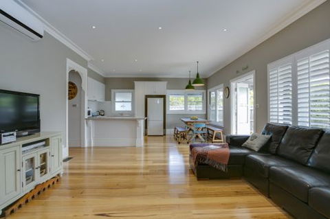Blakiston House - St Kilda Accommodation 7