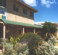 Cervantes Lodge - Pinnacles Beach Backpackers - St Kilda Accommodation