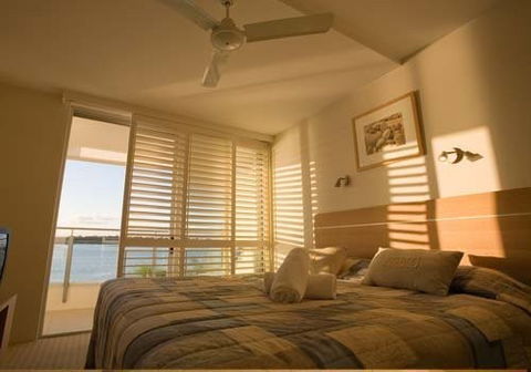 Stay In Noosa - St Kilda Accommodation 1