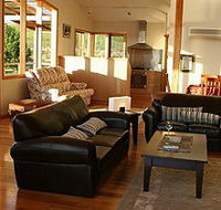 Port Arthur Escapes - Lookout Lodge - St Kilda Accommodation