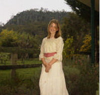 Hanging Rock Cottage - St Kilda Accommodation