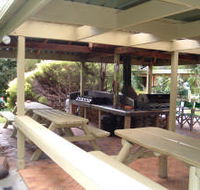 Melaleuca Grove Holiday Units amp Motor Inn - St Kilda Accommodation