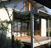 Toms Folly At The Vintage - St Kilda Accommodation