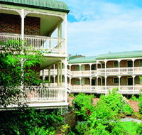 Medina Serviced Apartments Canberra - St Kilda Accommodation