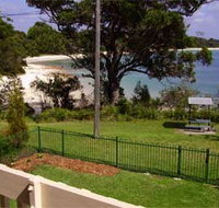 Driftwood Beach House Jervis Bay - St Kilda Accommodation