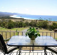 Bicheno's Ocean View Retreat - St Kilda Accommodation
