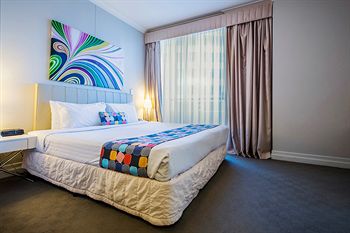 Seasons Harbour Plaza - St Kilda Accommodation 8