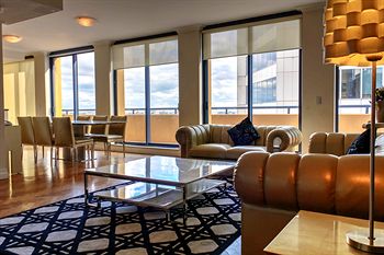 Seasons Harbour Plaza - St Kilda Accommodation 9