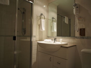 Seasons Harbour Plaza - St Kilda Accommodation 17