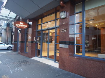 Seasons Harbour Plaza - St Kilda Accommodation 27