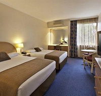 Quality Hotel Manor - St Kilda Accommodation