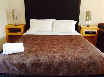 Sandown Regency - St Kilda Accommodation 2