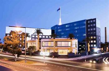 Mantra Bell City - St Kilda Accommodation 0
