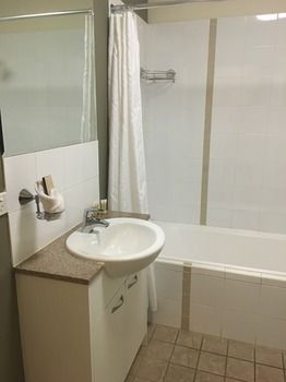 Waldorf The Entrance Serviced Apartments - St Kilda Accommodation 10