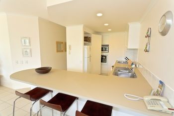 Noosa Riviera - St Kilda Accommodation 6