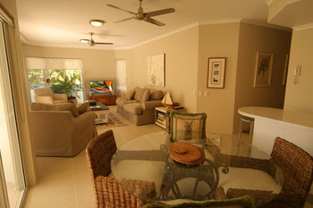 Noosa Riviera - St Kilda Accommodation 22