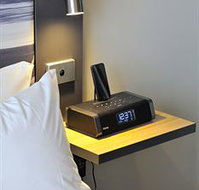 Mercure Melbourne Therry Street - St Kilda Accommodation