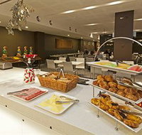 Causeway 353 Hotel - St Kilda Accommodation