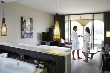 Chateau Elan - St Kilda Accommodation 25