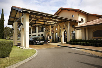 Chateau Elan - St Kilda Accommodation 30
