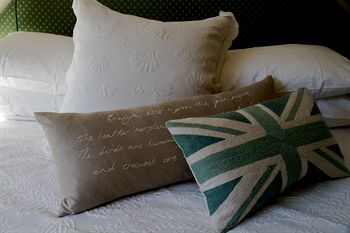 Carriages Boutique Hotel - St Kilda Accommodation 6
