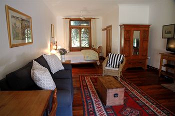 Carriages Boutique Hotel - St Kilda Accommodation 10