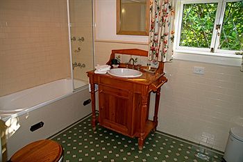 Carriages Boutique Hotel - St Kilda Accommodation 16