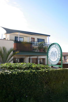 Lavender House B&B - St Kilda Accommodation 24