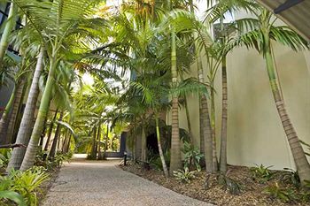 Twin Quays Noosa Resort - St Kilda Accommodation 0