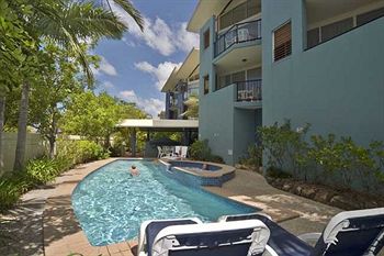 Twin Quays Noosa Resort - St Kilda Accommodation 1
