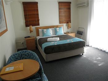 Twin Quays Noosa Resort - St Kilda Accommodation 10