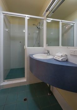 Twin Quays Noosa Resort - St Kilda Accommodation 45
