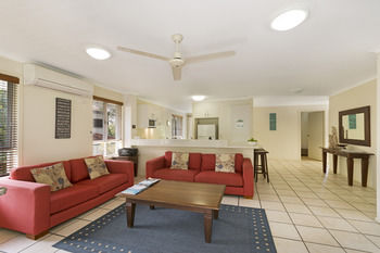 Sunset Cove Noosa - St Kilda Accommodation 6
