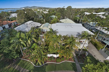 Sunset Cove Noosa - St Kilda Accommodation 8