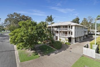 Sunset Cove Noosa - St Kilda Accommodation 10