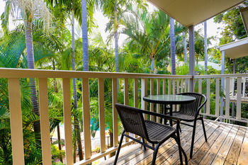 Sunset Cove Noosa - St Kilda Accommodation 13