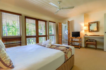 Sunset Cove Noosa - St Kilda Accommodation 26