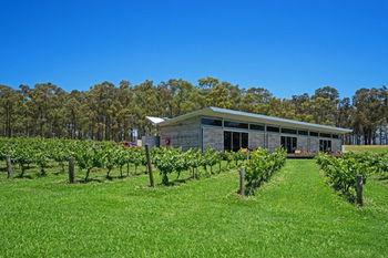 The Longhouse - St Kilda Accommodation 17