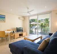 Maison Noosa Beachfront Resort - St Kilda Accommodation