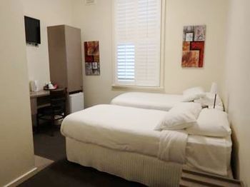 Naughtons Parkville Hotel - St Kilda Accommodation 29