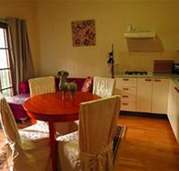 Barrington Wilderness Cedar Lodge Accommodation - St Kilda Accommodation